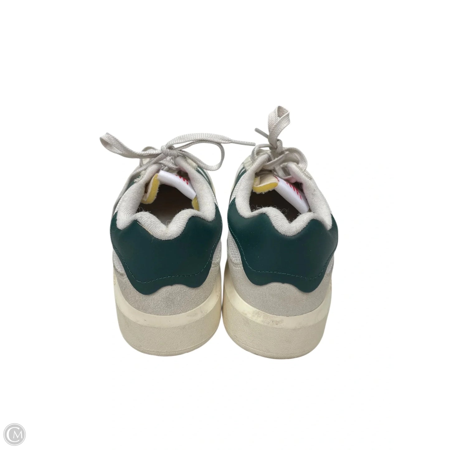 Shoes Sneakers By New Balance In Cream, Size: 7.5