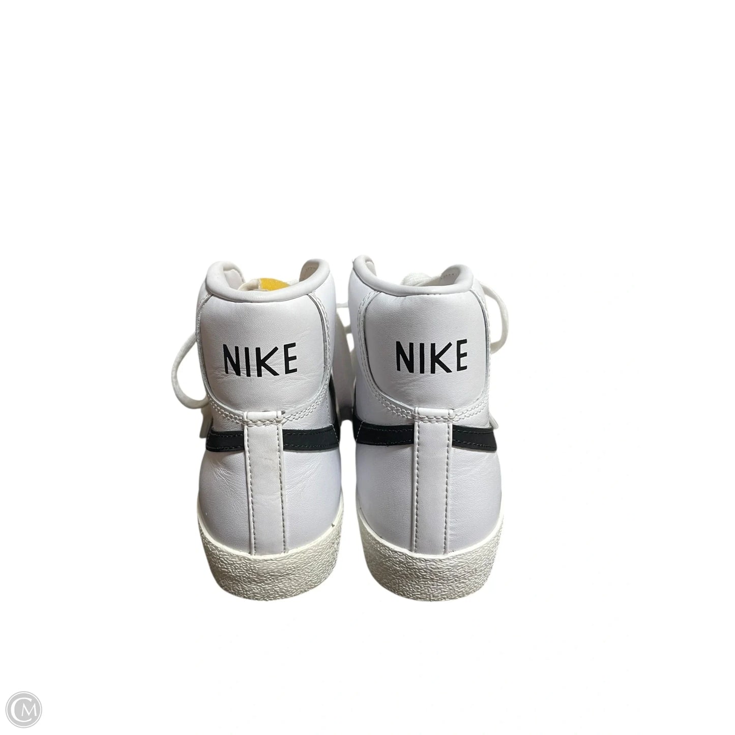 Shoes Sneakers By Nike In White, Size: 7.5