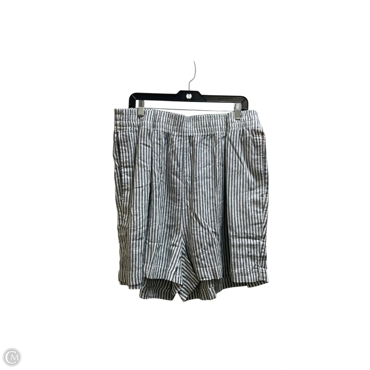 Shorts Set By Old Navy In Striped Pattern, Size: 4x