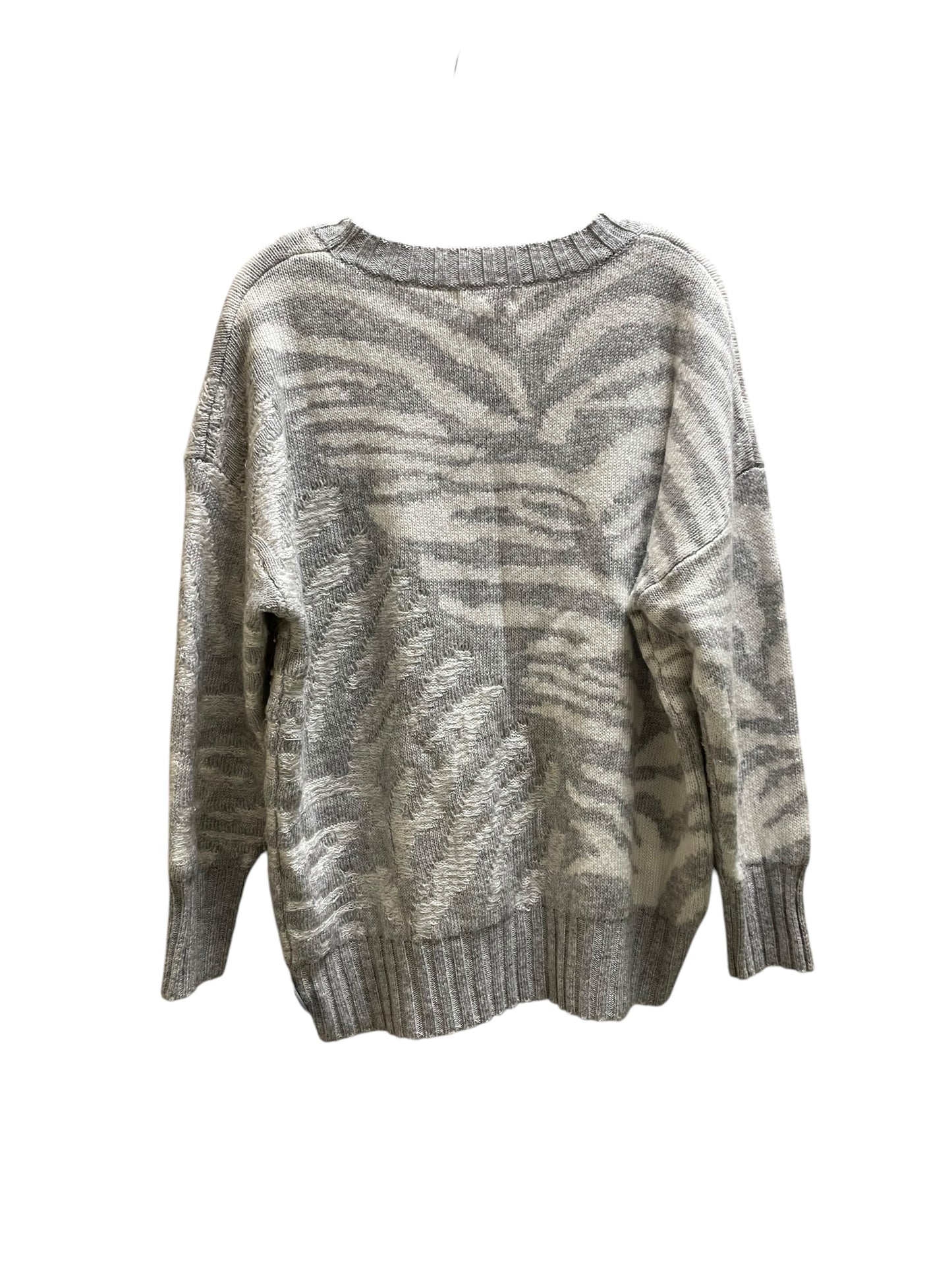 Sweater By Promesa In Grey, Size: L