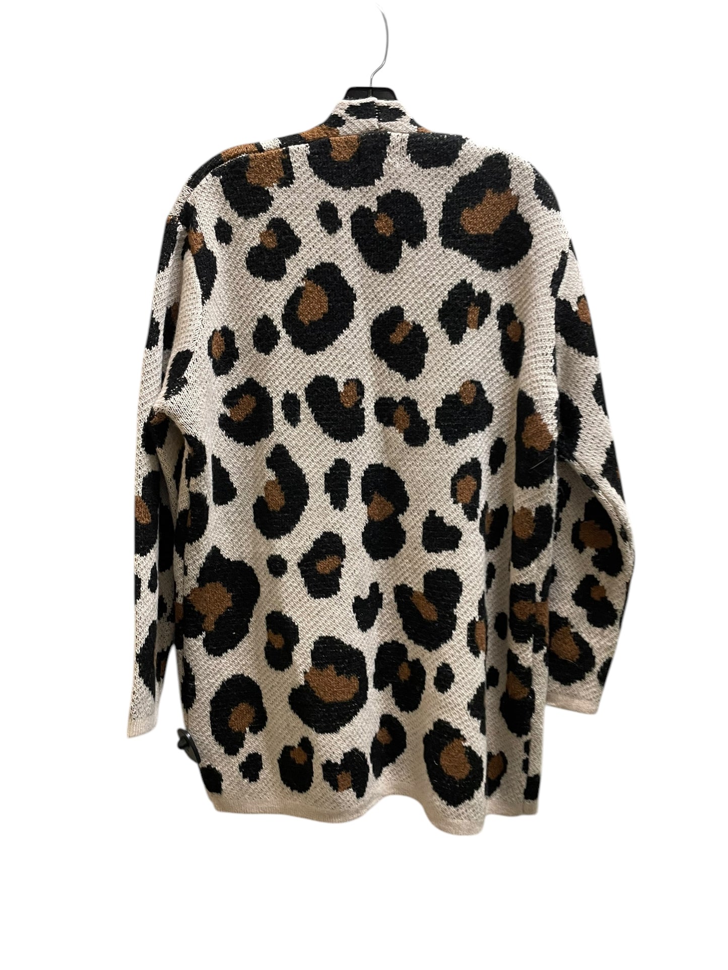 Sweater Cardigan By Clothes Mentor In Animal Print, Size: M