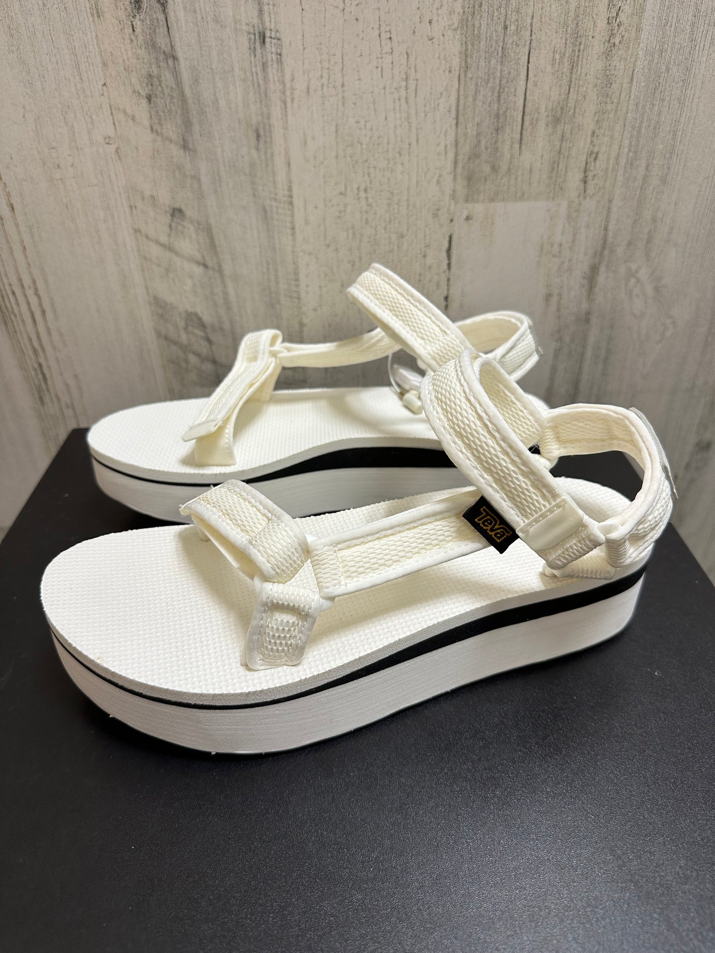 White Sandals Heels Platform Teva, Size 9