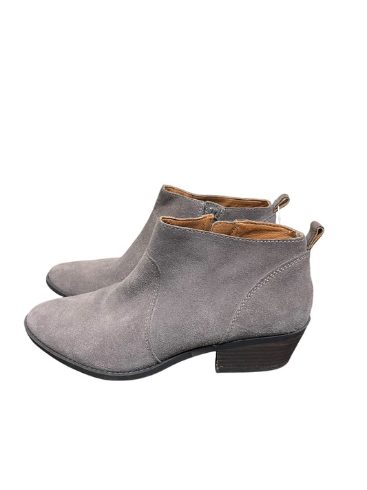 Boots Ankle Flats By Lucky Brand In Grey, Size: 10