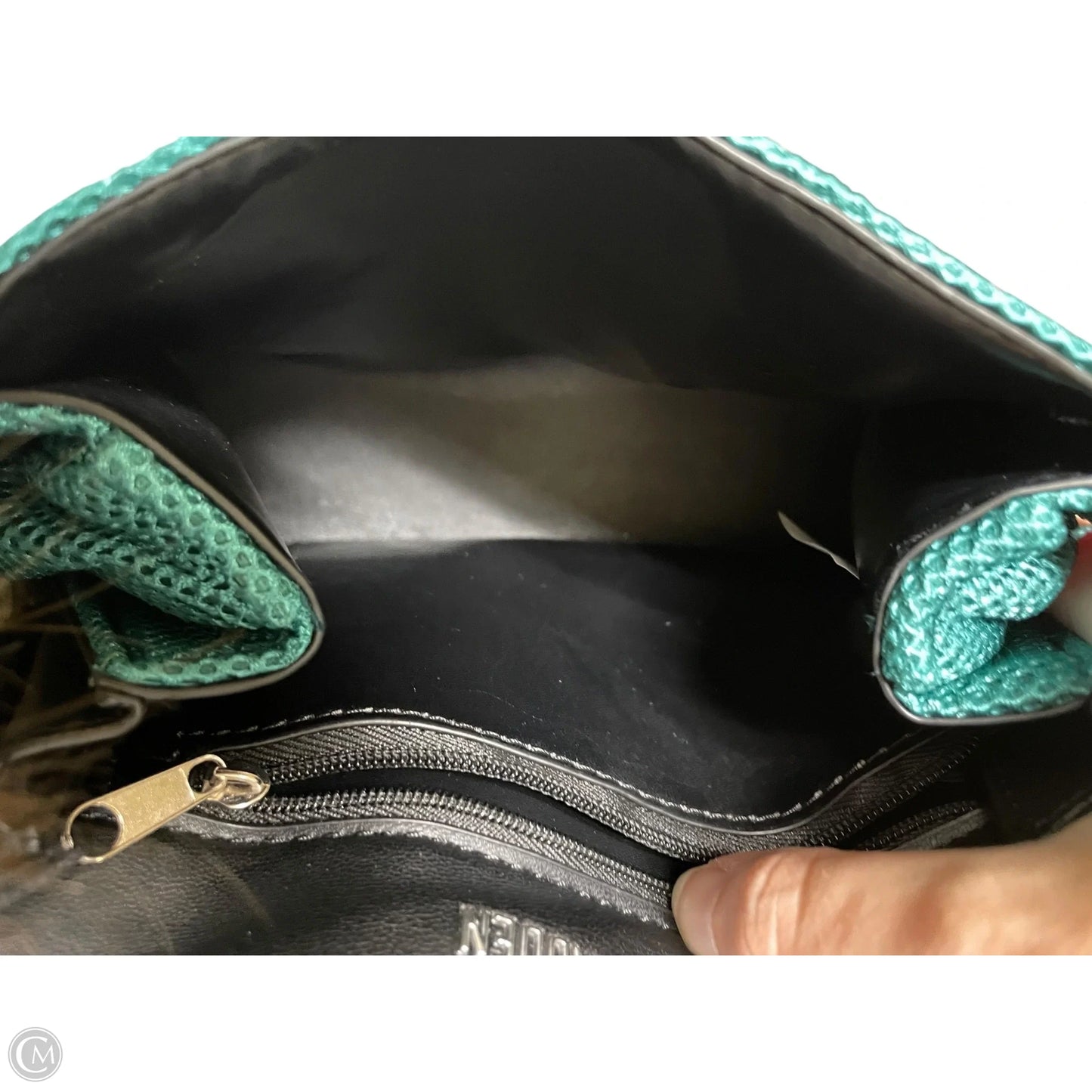 Crossbody By Steve Madden, Size: Medium