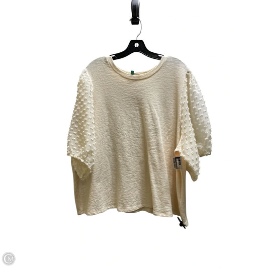 Top Short Sleeve By Anthropologie In Cream, Size: 3x