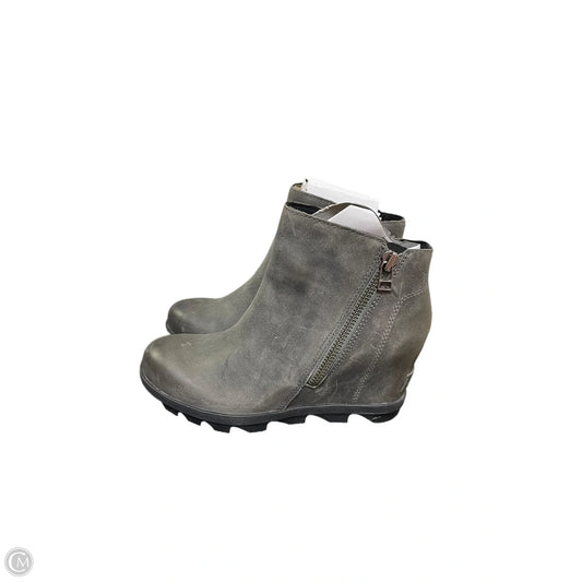 Boots Ankle Heels By Sorel In Grey, Size: 7