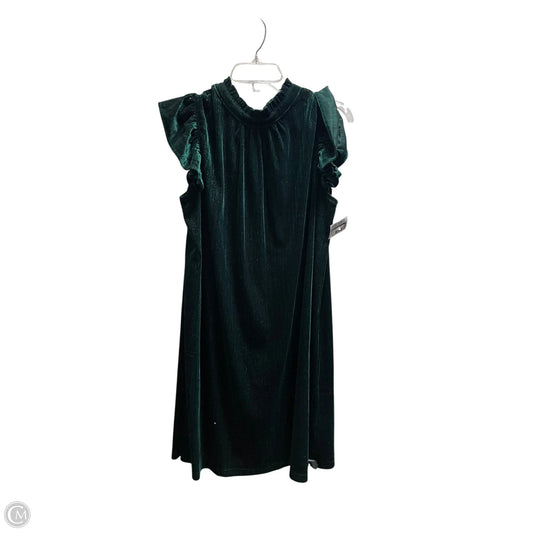 Dress Casual Short By Voy In Green, Size: M