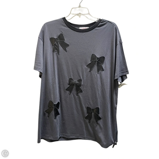 Top Short Sleeve By Jess Lea In Grey, Size: L