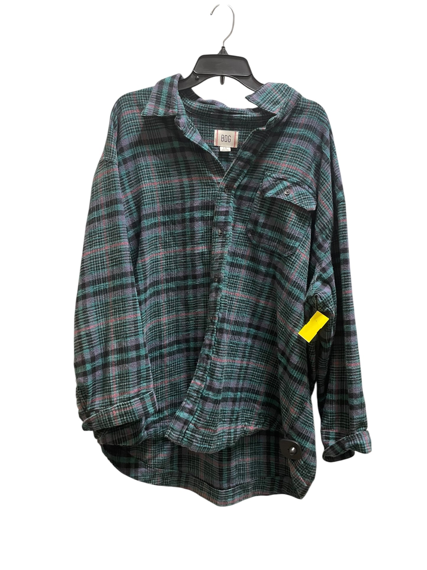 Top Long Sleeve By Urban Outfitters In Plaid Pattern, Size: L