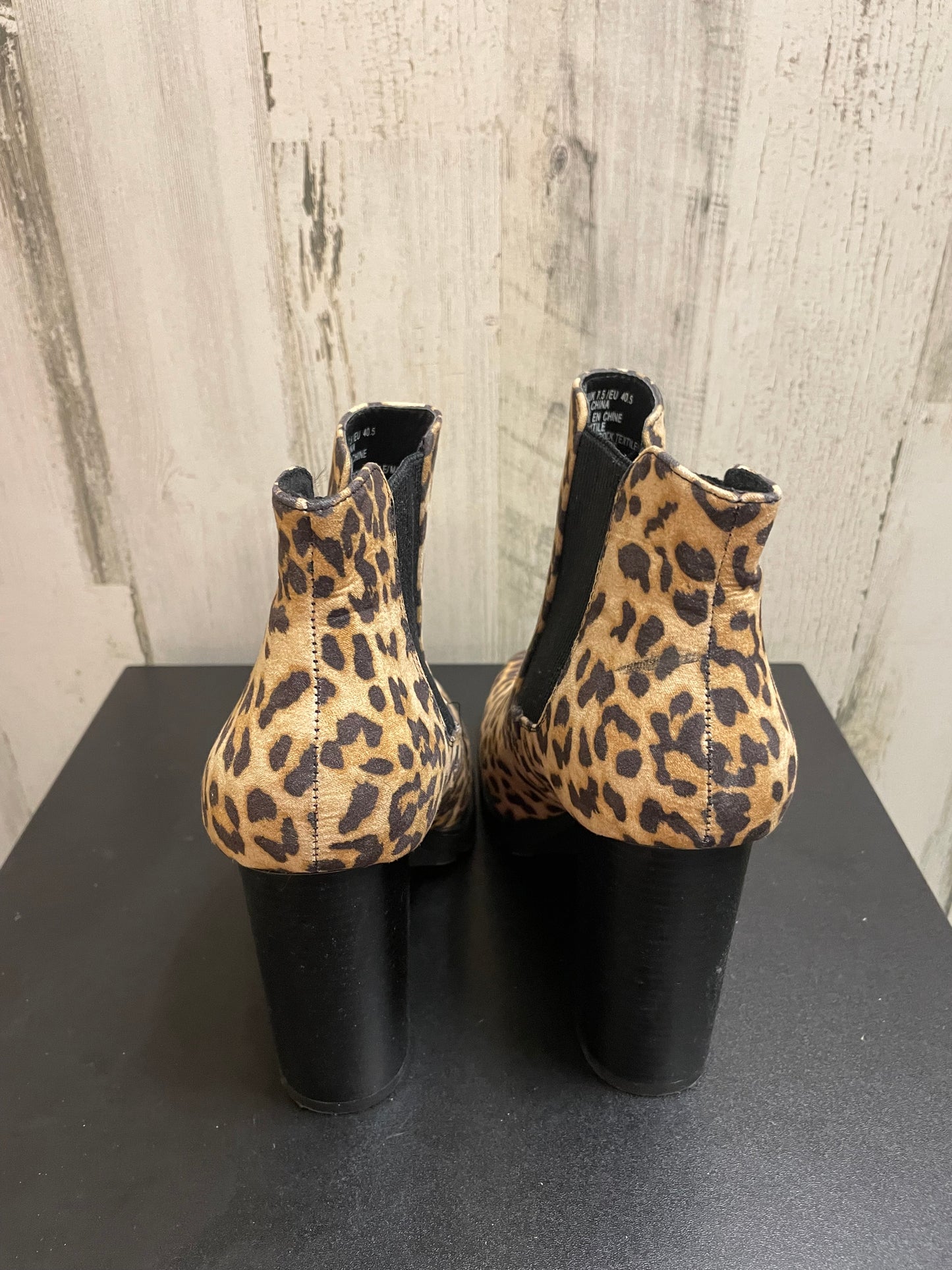 Boots Ankle Heels By Shoedazzle In Animal Print, Size: 9.5