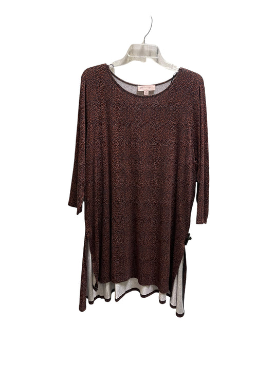 Top 3/4 Sleeve By Philosophy In Brown, Size: 1x