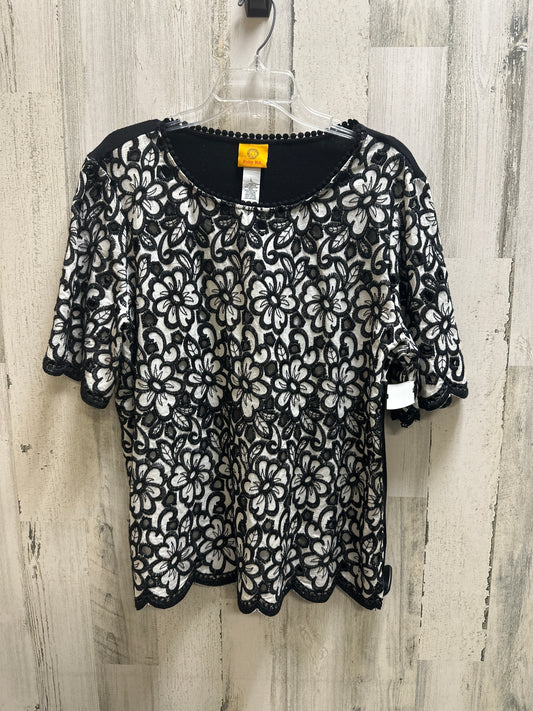 Black Top Short Sleeve Ruby Rd, Size L