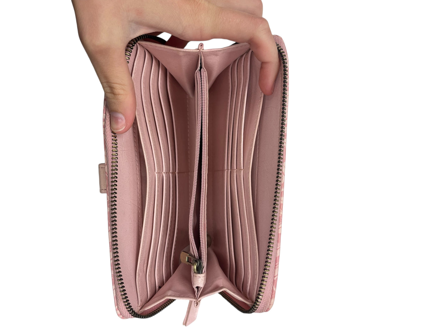 Wallet By Clothes Mentor, Size: Medium