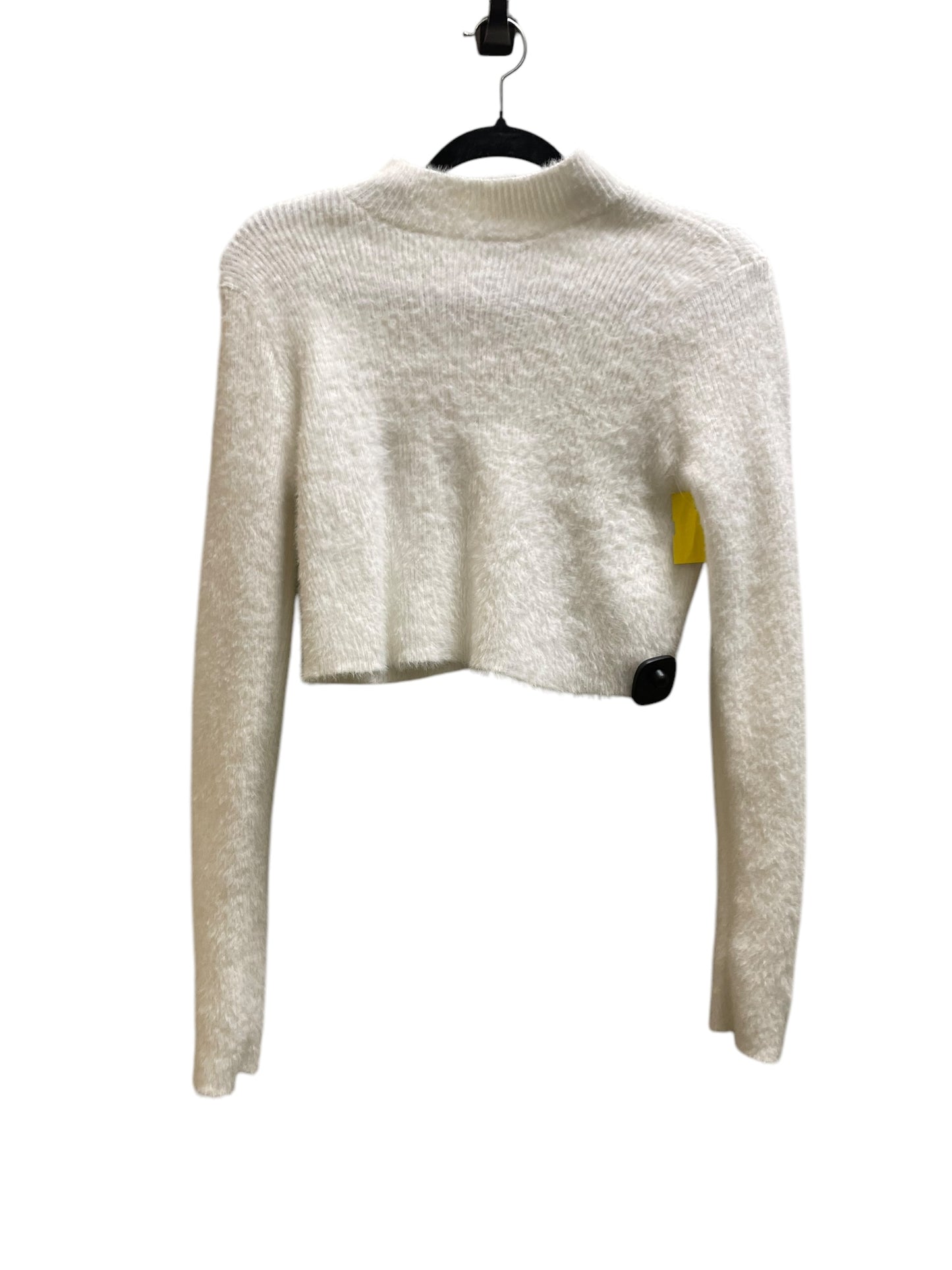 Sweater By Clothes Mentor In White, Size: S