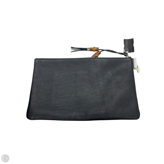 Wristlet Luxury Designer By Gucci, Size: Medium