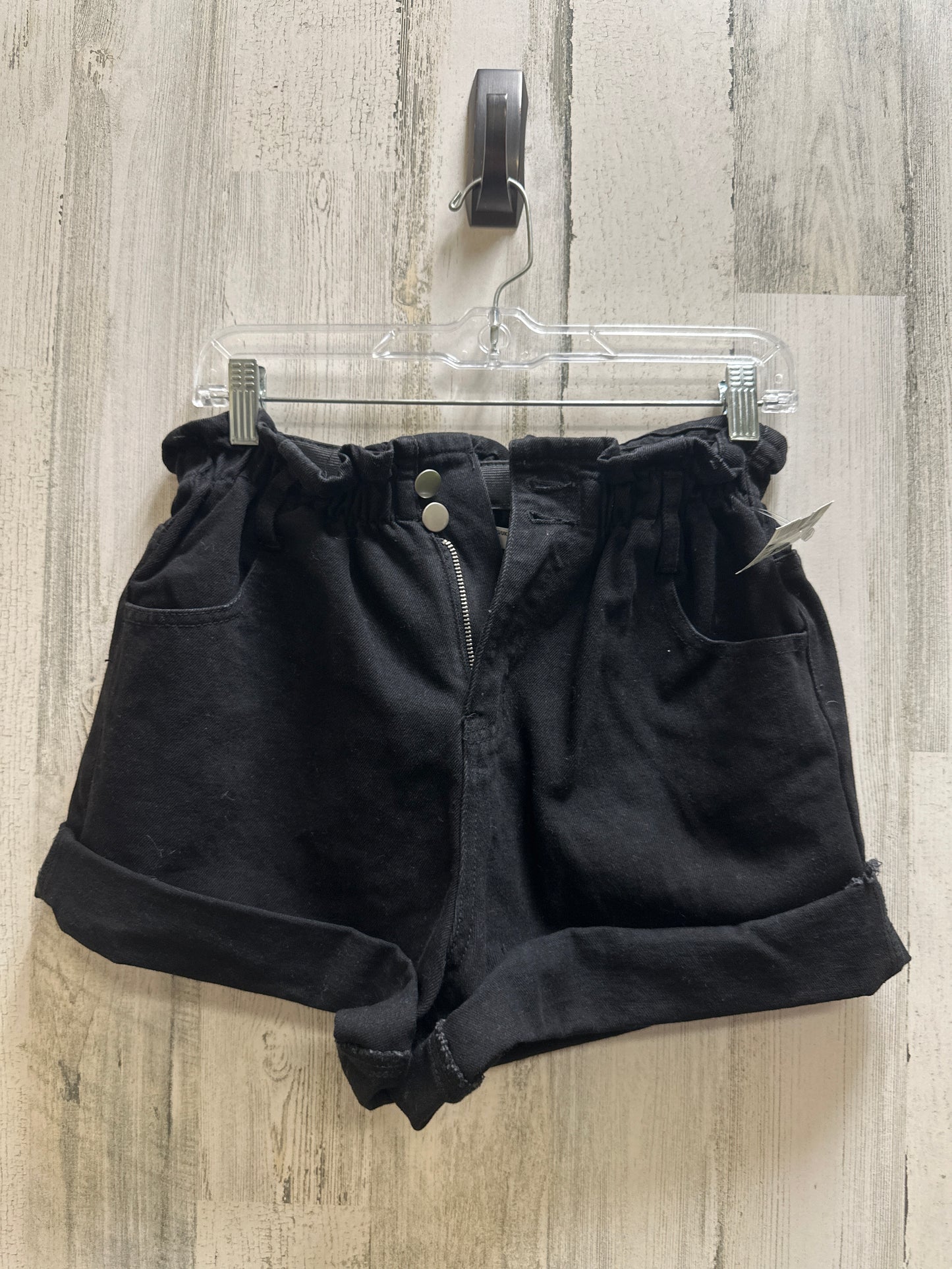 Shorts By Clothes Mentor  Size: 4