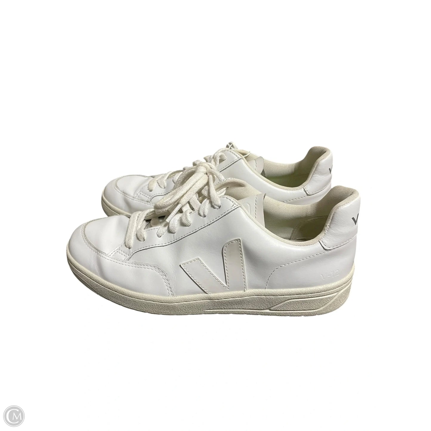 Shoes Sneakers By Veja In White, Size: 9