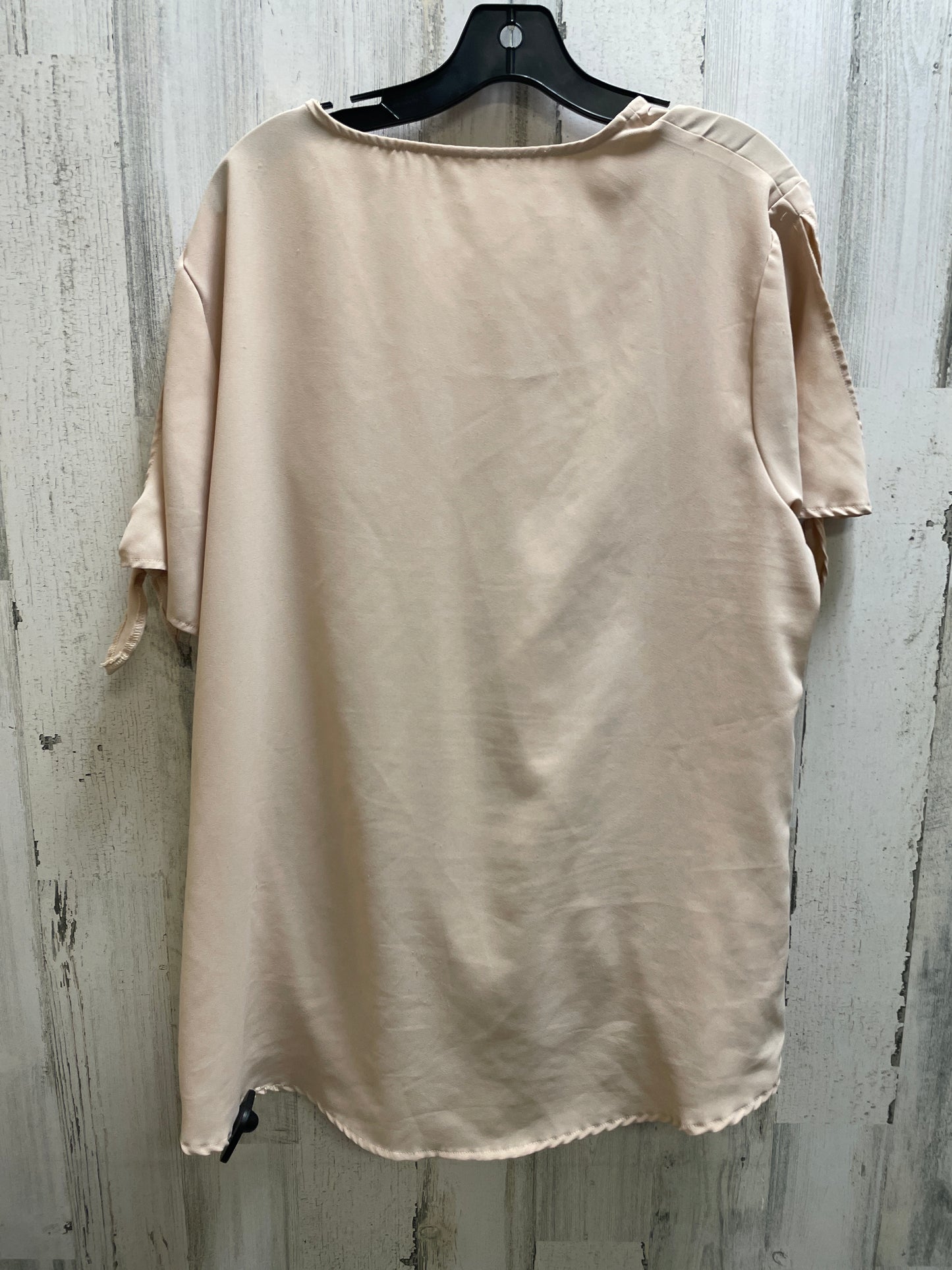 Top Short Sleeve By Clothes Mentor In Brown, Size: 2x