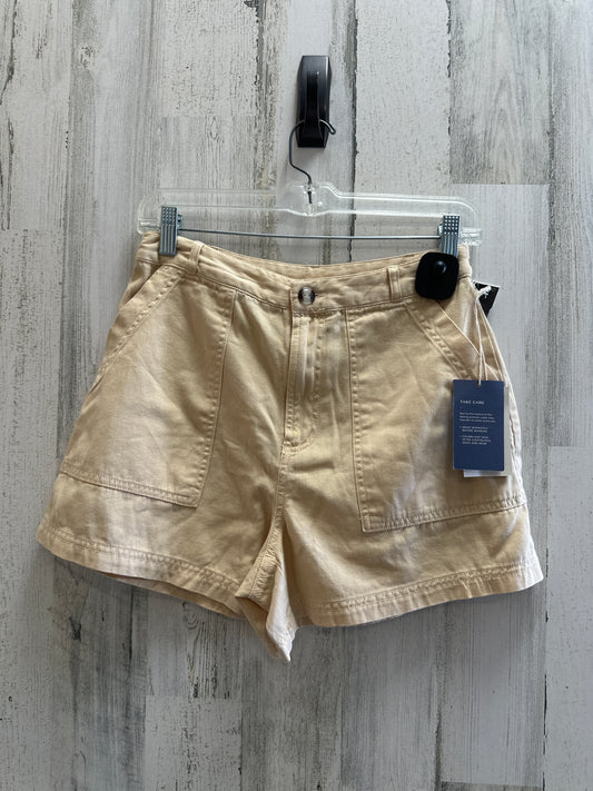 Shorts By Universal Thread  Size: 4