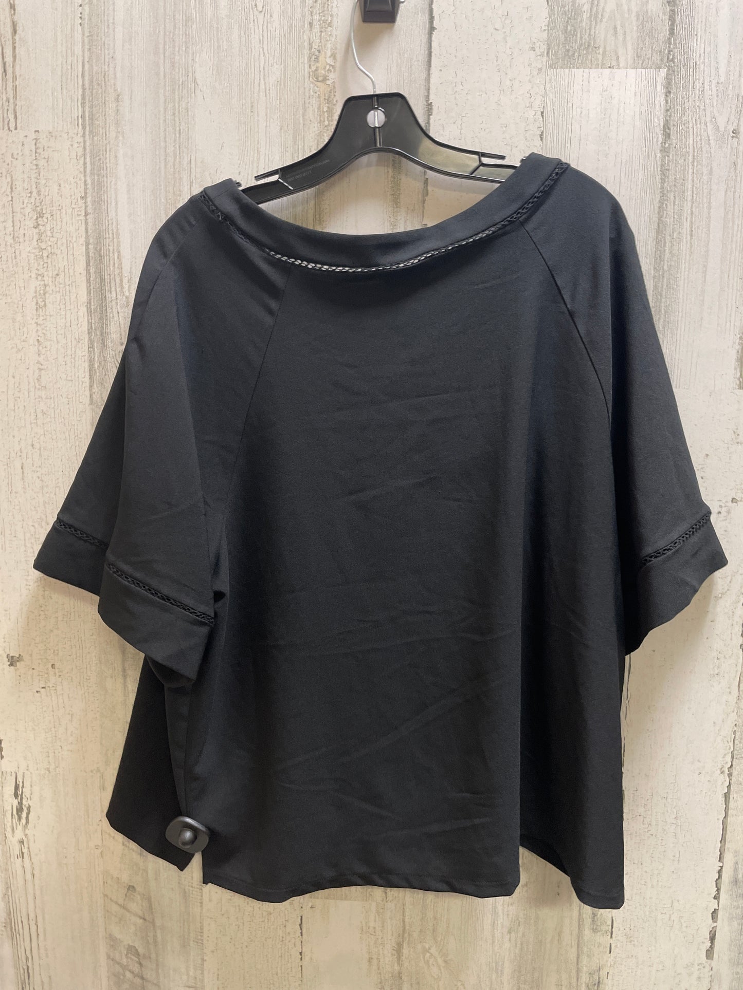 Top Short Sleeve By Ava & Viv In Black, Size: 2x