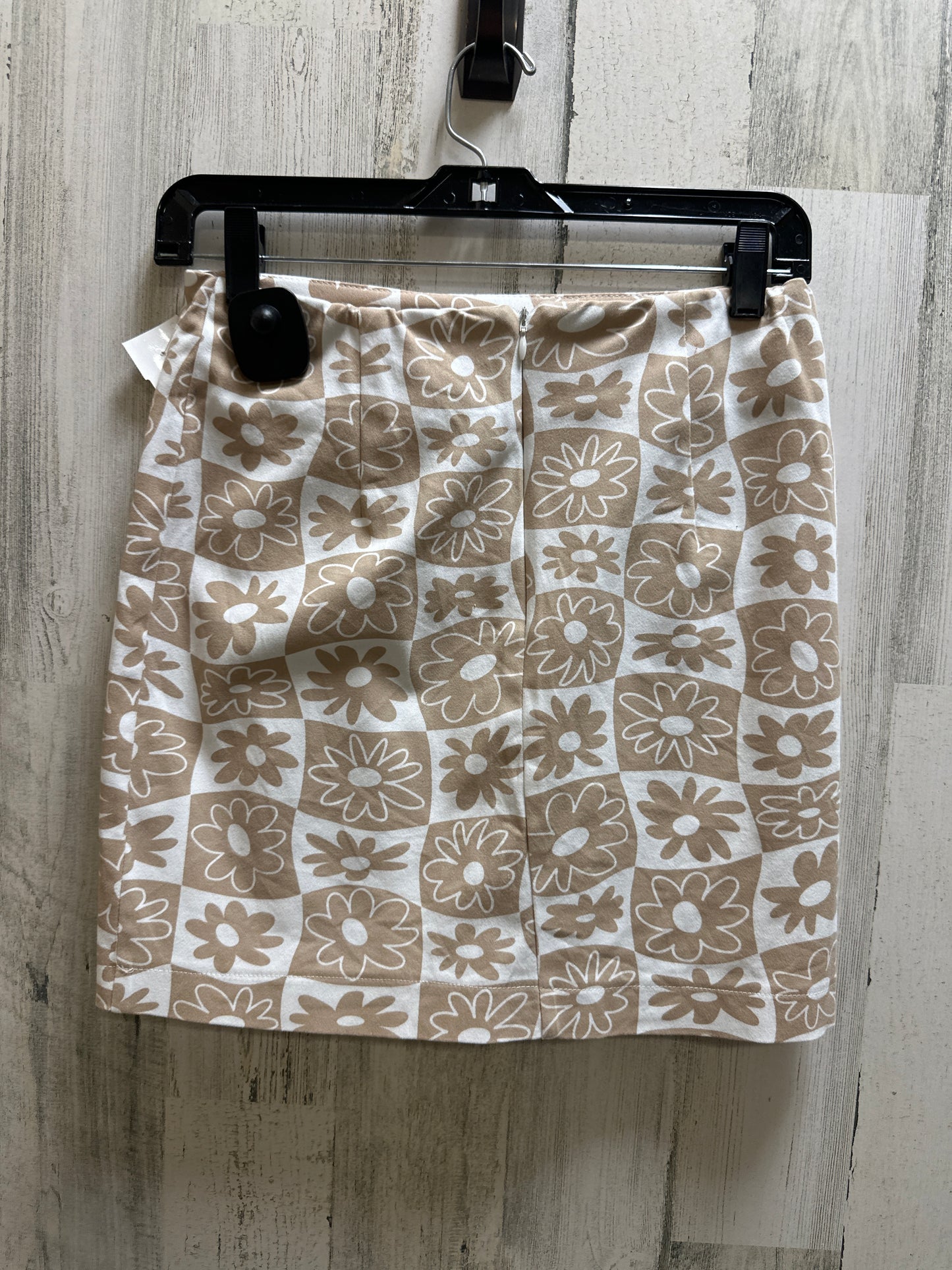 Tan & White Skirt Mini & Short Love On A Hanger, Size S