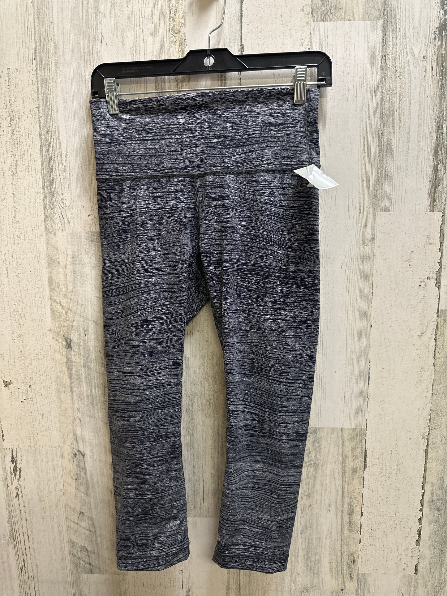 Athletic Leggings Capris By Lululemon  Size: 2