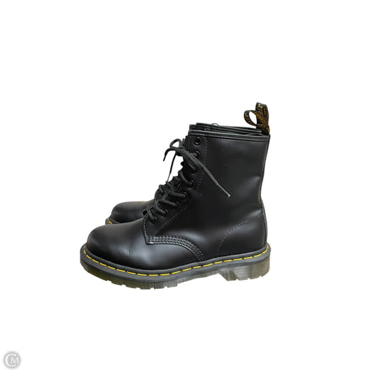 Boots Ankle Flats By Dr Martens In Black, Size: 6