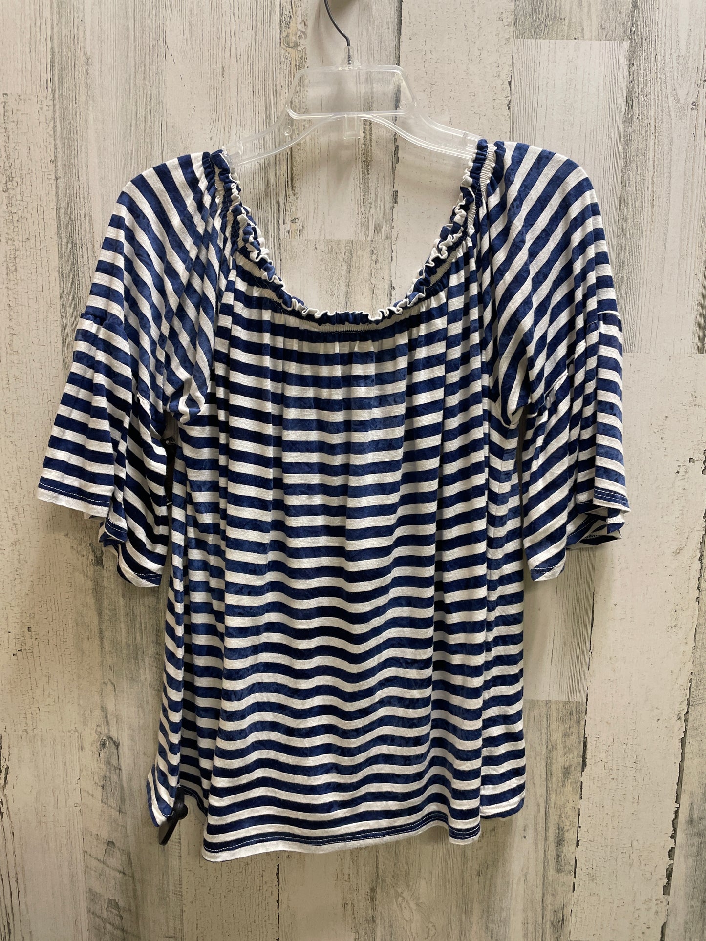 Top Short Sleeve By Lane Bryant In Blue, Size: 2x