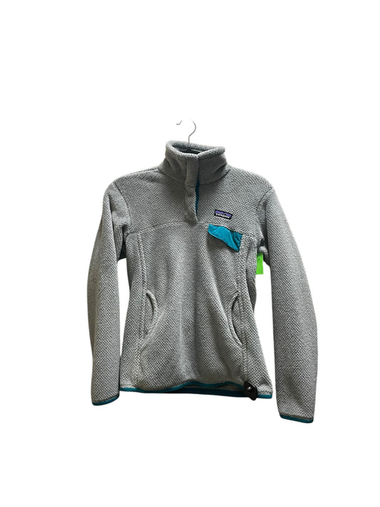 Sweatshirt Collar By Patagonia In Grey, Size: S