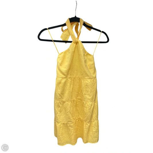 Dress Casual Short By Abercrombie And Fitch In Yellow, Size: Xs
