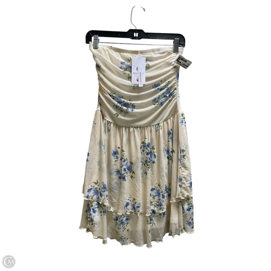 Dress Casual Short By Clothes Mentor In Beige, Size: S