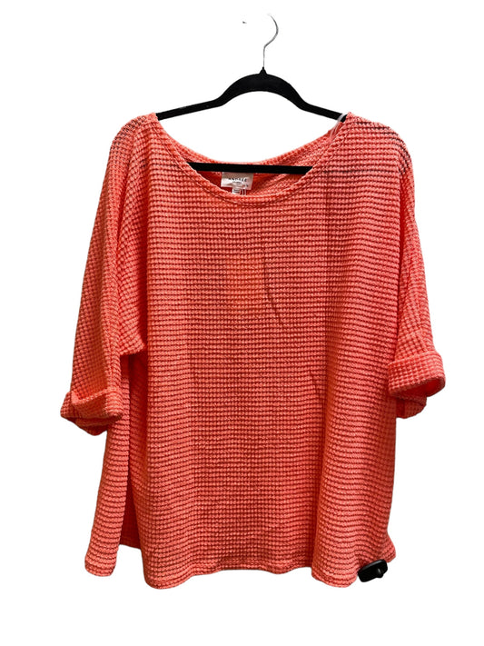 Top Short Sleeve By Andree By Unit In Coral, Size: 1x