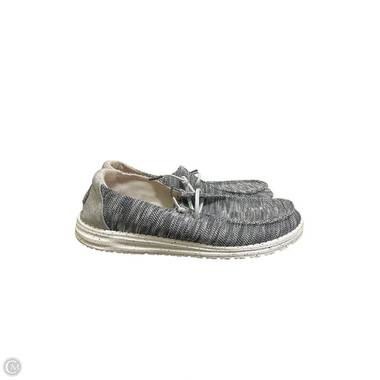 Shoes Flats By Hey Dude In Grey, Size: 10