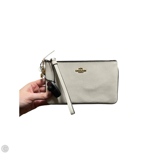 Wristlet Designer By Coach, Size: Medium