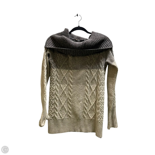 Sweatshirt Collar By Bcbg In Beige, Size: S