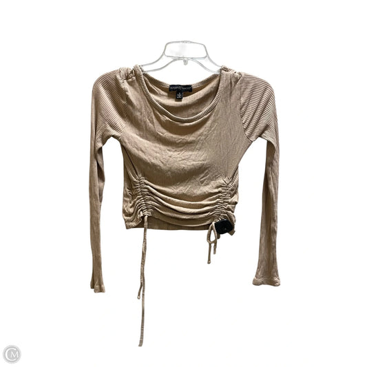 Top Long Sleeve By Almost Famous In Brown, Size: S