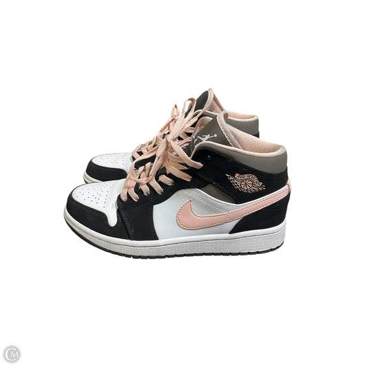 Shoes Sneakers By Nike In Black & Pink, Size: 5.5