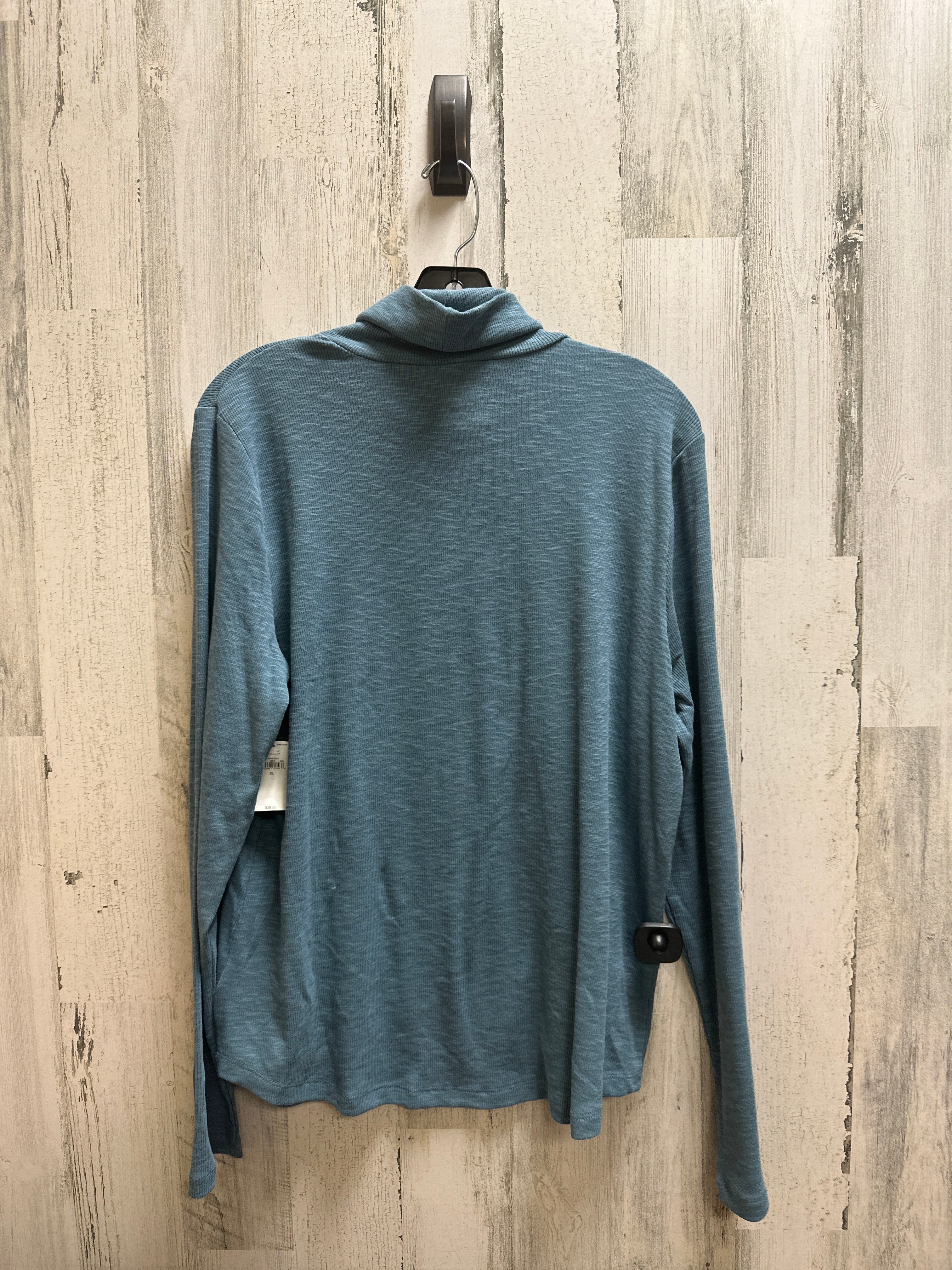 Top Long Sleeve Basic By Gap Size: Xl – Clothes Mentor St Matthews